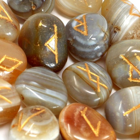 Runes Stone Set in Pouch - Banded Agate