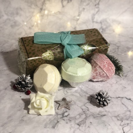 Set Of 3 Gemstone Bathbombs Gift Pack - Mix 2